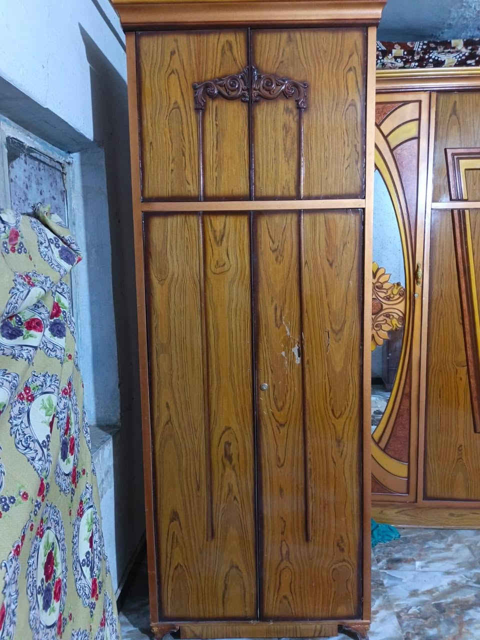 غرفة نوم صاج سبع قطع نضافة ٪ 100 سعرها 600 الف بيها مجال ***********

