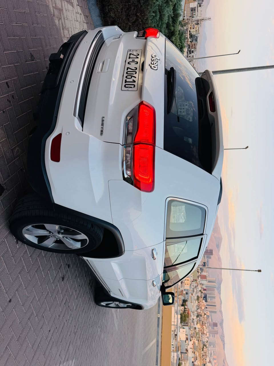 jeep grand cherokee limited 2015 be boyax tanha palayak karty haya  112000 km roshtwa 
*********** السليمانية, العراق
