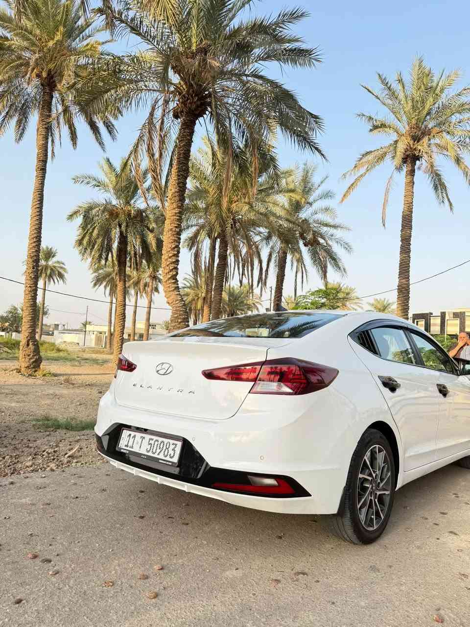 السلام عليكم
للبيع ألنترا خليجي موديل 2020 مكينه  2000 فول مواصفات رقم  بغداد بإسمي شرط تحويل ثاني يوم هزه جديده سنويه جديده مكفوله كفاله عامه من التبديل والصبغ بيها فقط شبر بارد بالهلال مال الجاملغ الخلفي جهة اليمين موضح بالسونار السياره ماشيه 123 ألف كيلو متعهد گير ومكينه وتبريد ثلچ منظومة زنون جديده السياره 1/1  .
السعر 155 وبيها مجال للشراي  .
***********
