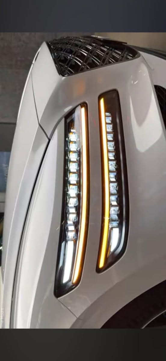 جينسس GV80 – Prestige  Signature 2023  
برستيج أعلى فئة بالجينيسس رقم بغداد
والسيارة مميزة جدا اربع ركاب VIP 
اللون مميز : أبيض مات
ماشيه : 63 الف كيلو
المواصفات :
• محرك 3.5 لتر Twin Turbo V6
•  المساج  مقاعد تبريد   تدفئه
... موصفات برستيج كثيرة جدا لا يمكن ذكرها
السياره تسير  بالبصمه للامام والخلف 
حادثه فقط دعاميه اماميه وايرباك الدرگه فقط

(((السياره مكفوله من الدعاميه للدعامية بدون صبغ ولا بارد ولا تكحيل ولاشاصي ولا لغد)))

السياره مغلفه تغليف مات ب ١٦ ورقه

مكاني في بغداد
اتصل وتدلل
 ***********
