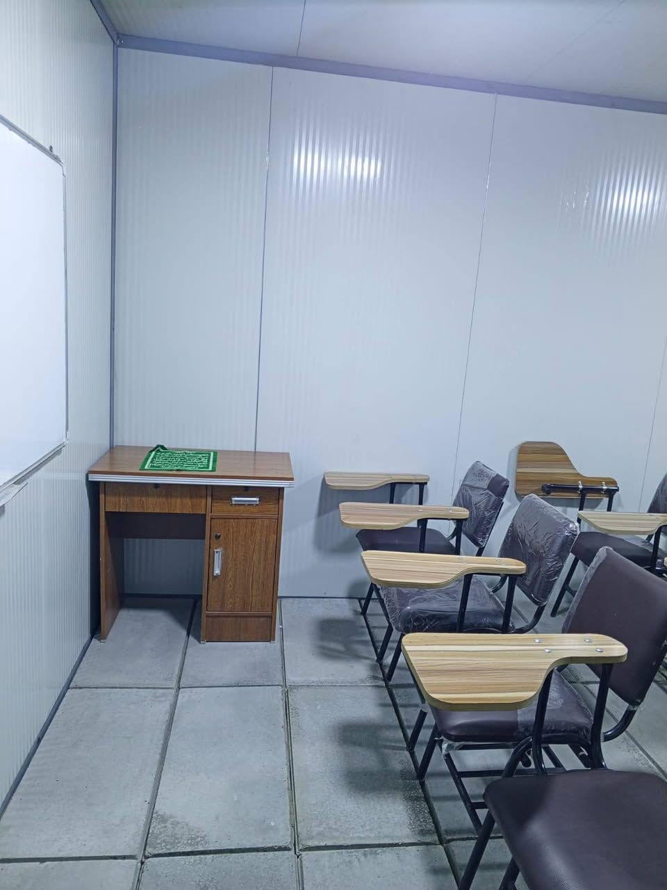 سلام عليكم يوجد معهد تدريس خصوصي طلاب ابتدائية ومتوسطة وبأسعار مناسبة ابو دشير حي الشهداء قرب مدرسة خالد بن الوليد 
ست زهراء 
***********
