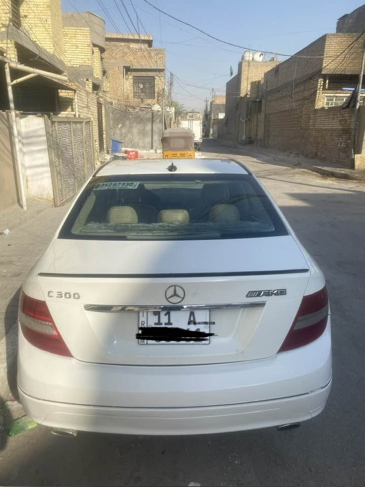 سلام عليكم 
مارسدس C300 موديل 2008 بغداد باسمي سعر 90$ 
هاتف ***********
