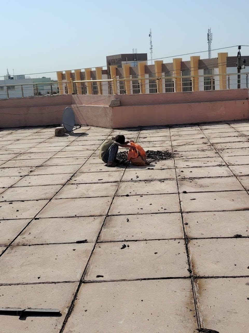 ✨ لأن التفاصيل تصنع الفرق...

نفخر بتقديم أعمال الاشتيكر وقلع الماستك وتزفيت السطوح بأعلى مستويات الدقة والجودة،💯 مع تنفيذ احترافي يبرز جمال العمل ويدوم لفترة طويلة.

📌 جودة مضمونة
📌 تنفيذ متقن
📌 أسعار منافسة
📌 رضا الزبون هو هدفنا الأول

شاهدوا الصور، واحكموا على الشغل بأنفسكم.
للطلب أو الاستفسار، الاتصال على الرقم
 *********** 
‏‪***********
 وحياكم الله. 🌹
