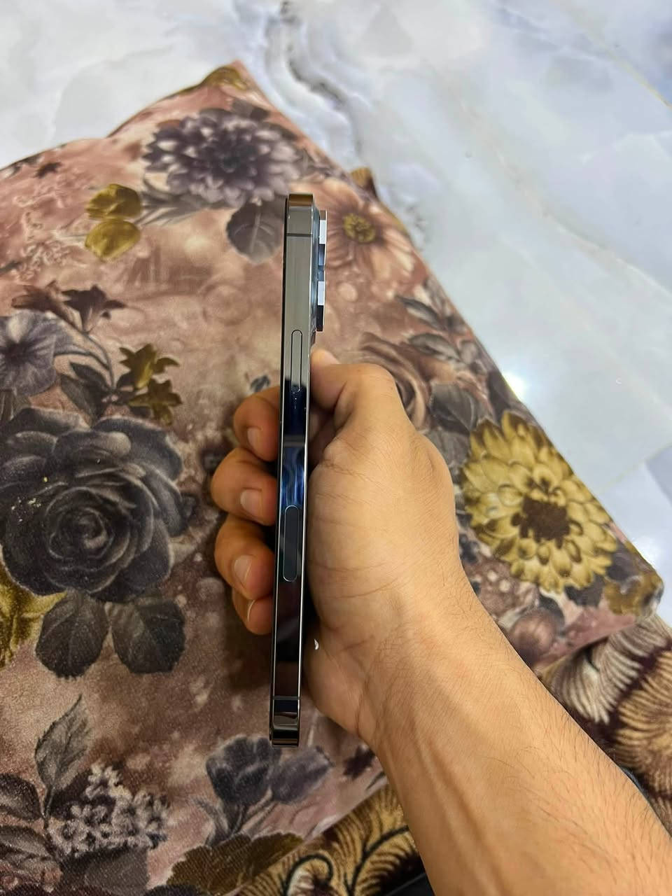 13 برو ماكس
للبيع جهاز نضيف وما بي اي خلل ما عده ضهر و مامثر على اي شي من جهاز 

ذاكر 256

بطاريه 96

 شحنه كلش زين جهاز نضيف كلش ماعده ضهر 

وعندي لصور لفحص وجهاز وين متريد اخذه  سعره 700 بي مجال قليل مال ضهر ***********
