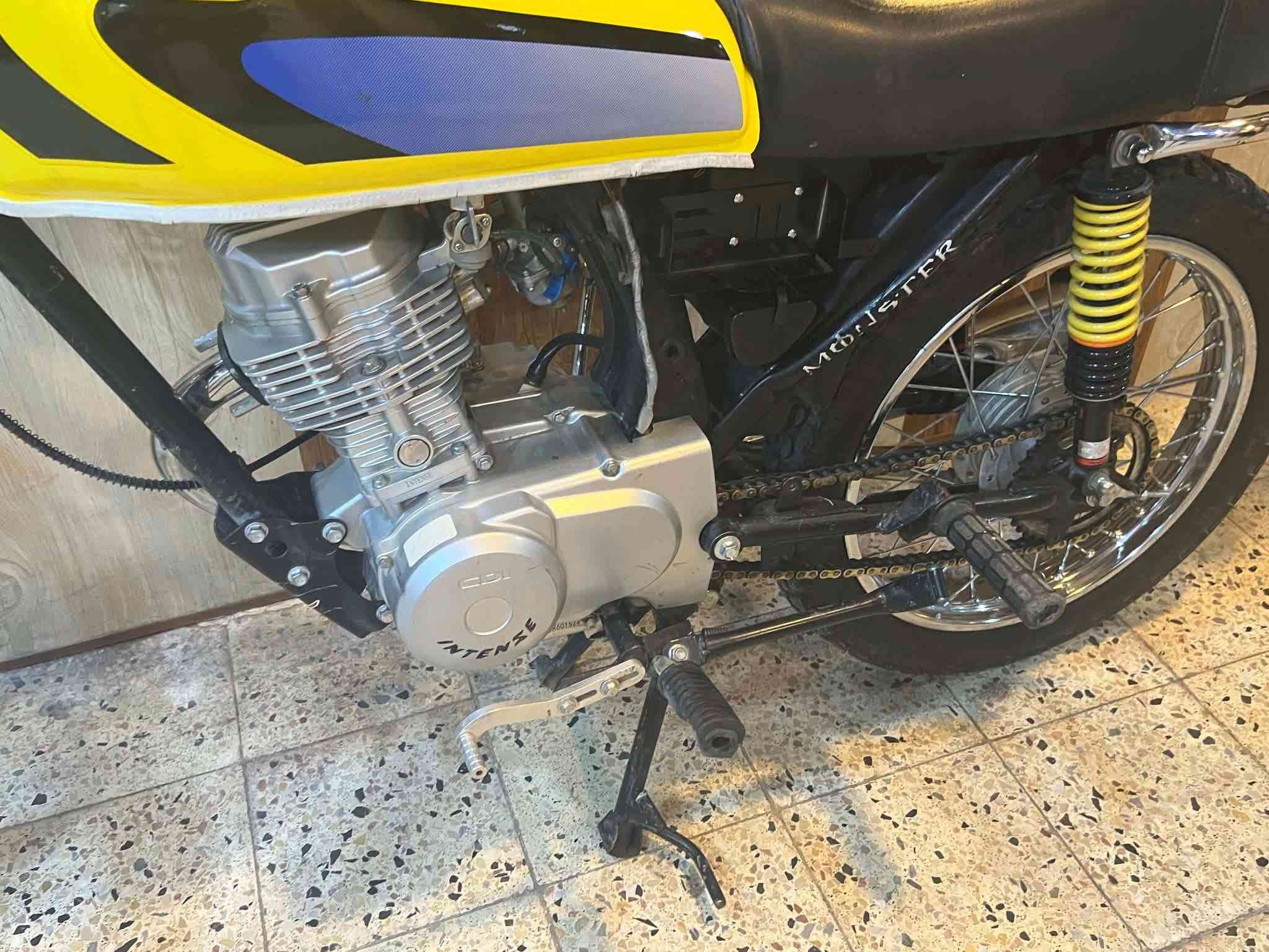 سلام عليكم مطور انتنس مدير 26 مطور حلو وكعد ويل وره جديد مطور كمل ما يعوزو ربع السعر 650 وبي مجال مكاني موصل حي البكر الرقم ***********
