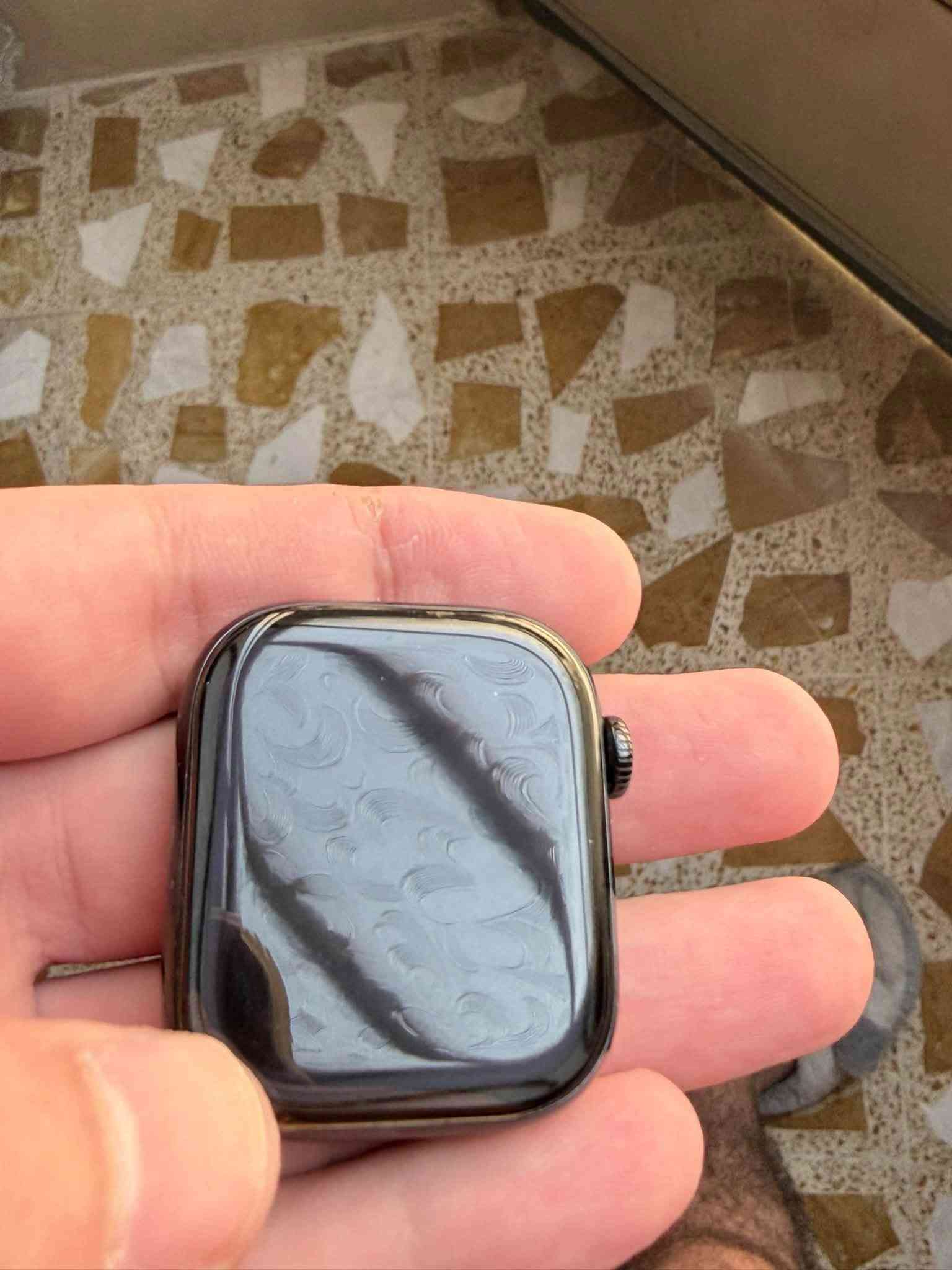 لا توجد تفاصيل

نص مكتوب في الصور:
- 3:40 Apple Watch مقترن الاسم Ahmed Apple Watch إصدار watchOS 26.3 (23S620) اسم الطراز Apple Watch Series 10 (GPS) تفاصيل الطراز علبة ٤٢ مم - ألومنيوم رقم الطراز MWWF3LW/A الرقم التسلسلي MNVWL3V921 عنوان Wi-Fi 9C:1A:25:99:0D:04 Bluetooth 9C:1A:25:90:A2:28 SEID العثور على Apple Watch يمكنك تحديد موقع Apple Watch، أو تمكين نمط الفقدان، أو مسحها باستخدام تطبيق تحديد الموقع. إلغاء اقتران Apple Watch