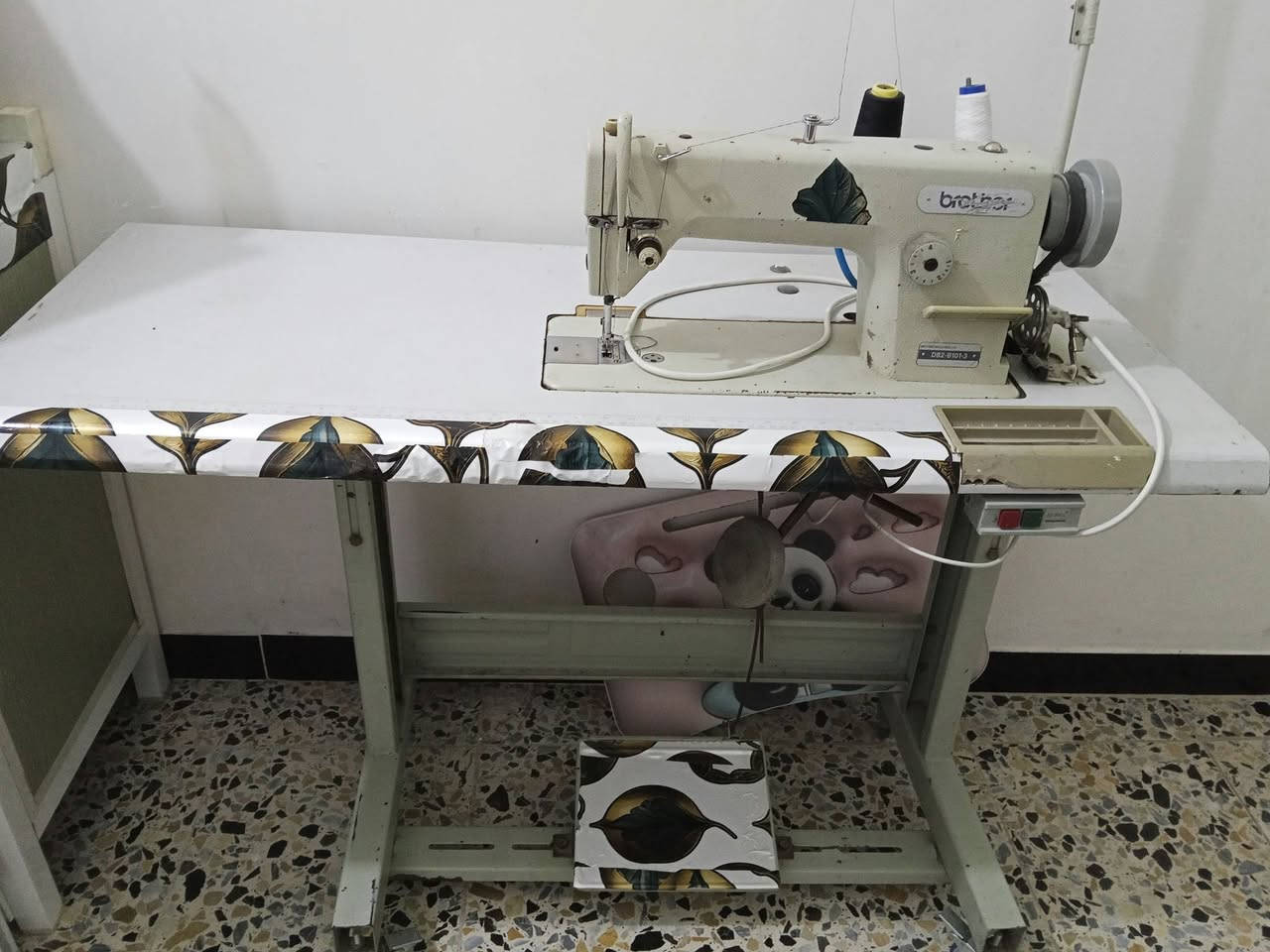 مجمده نضافه فول تجميد فول مداخله تصليح 

+مكينه خياطه صناعيه نوع (براذر ) 

تواصل ع الرقم***********
