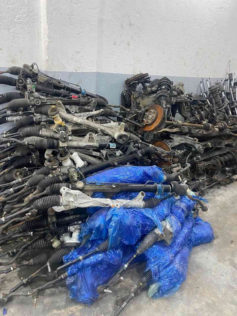 سلام عليكم تم وصول حاويه من كوريا لجميع أنواع المحركات والكيرات إلى مجمع الأصدقاء الطالبيه مقابل علوةزويني    ***********.   ***********
