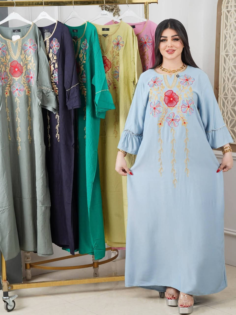 السلام عليكم دشداشة كشمير الاصلي ب10 الاف فقط 3 قطع ب25 عرض خاص
للاستفسار مراسلة الصفحة 
واتساب ***********
