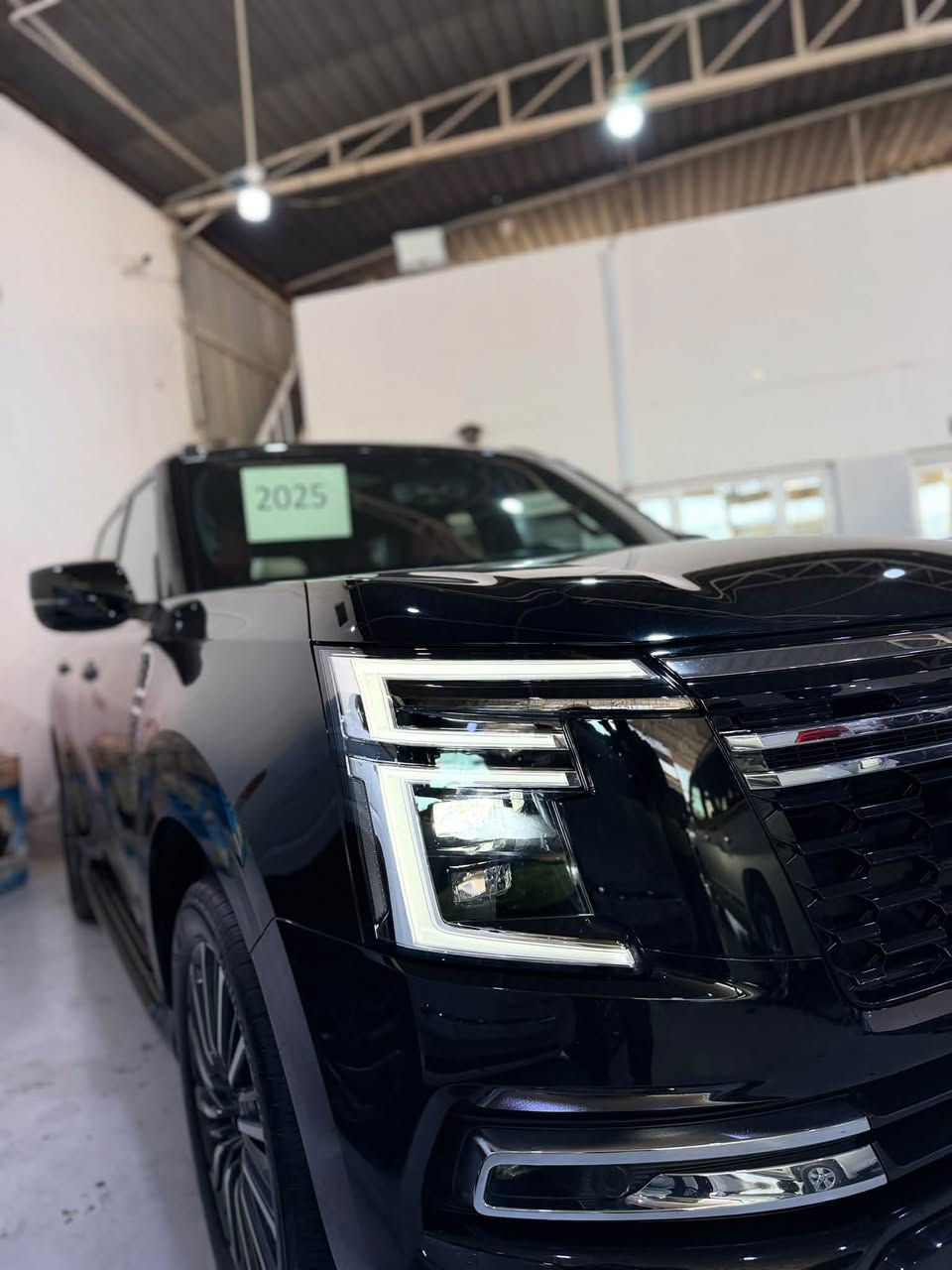 للبيع
باترول 2025 بلاتينيوم ✅
           ❗️توين تيربو ❗️
السياره وكاله السور ✅
فول موصفات للاخير أعله فئه ✅
داخل احمر ✅
جكات ✅
٣ وضعيات مساج ✅ 
شاشه متصله ✅
شاشات خلفيه ✅
كراسي ٧ راكب كهرباء ✅
جنطه كهرباء ✅
وبعد بيها هوايي موصفات ✅
رقم بغداد بأسمي ✅
مكان السياره بغداد البياع ✅
للستفسار *********** حيدر الركابي

