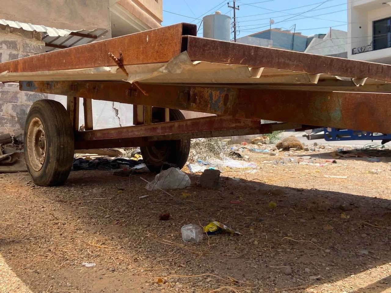 عربان للبيع
شرط قوي 

عيب ما بيه 

الرقم ***********

 سعر ٥٥٠بيه مجال
