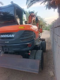 حفاره دوسان رقم اربيل كفاله عامه سنويه حد 2030 و4 كيلات كماشه لاستفسار...