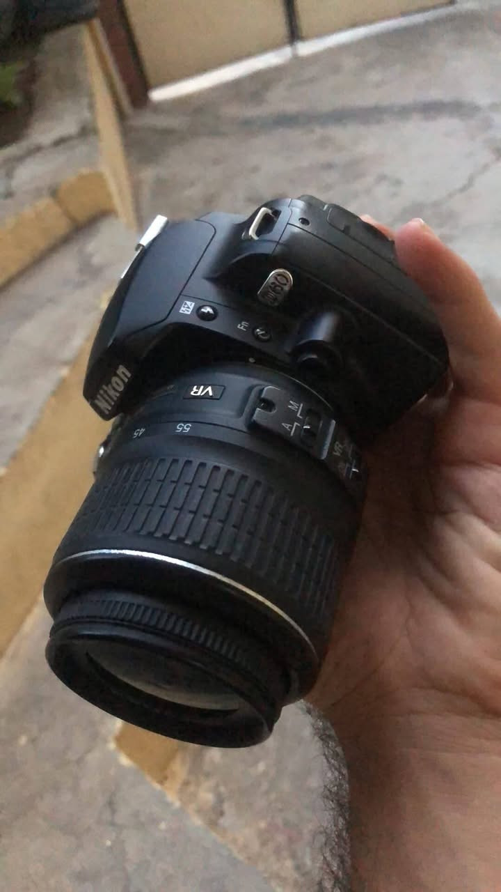 نيكون D60 • 18-55mm • شغالة ممتاز