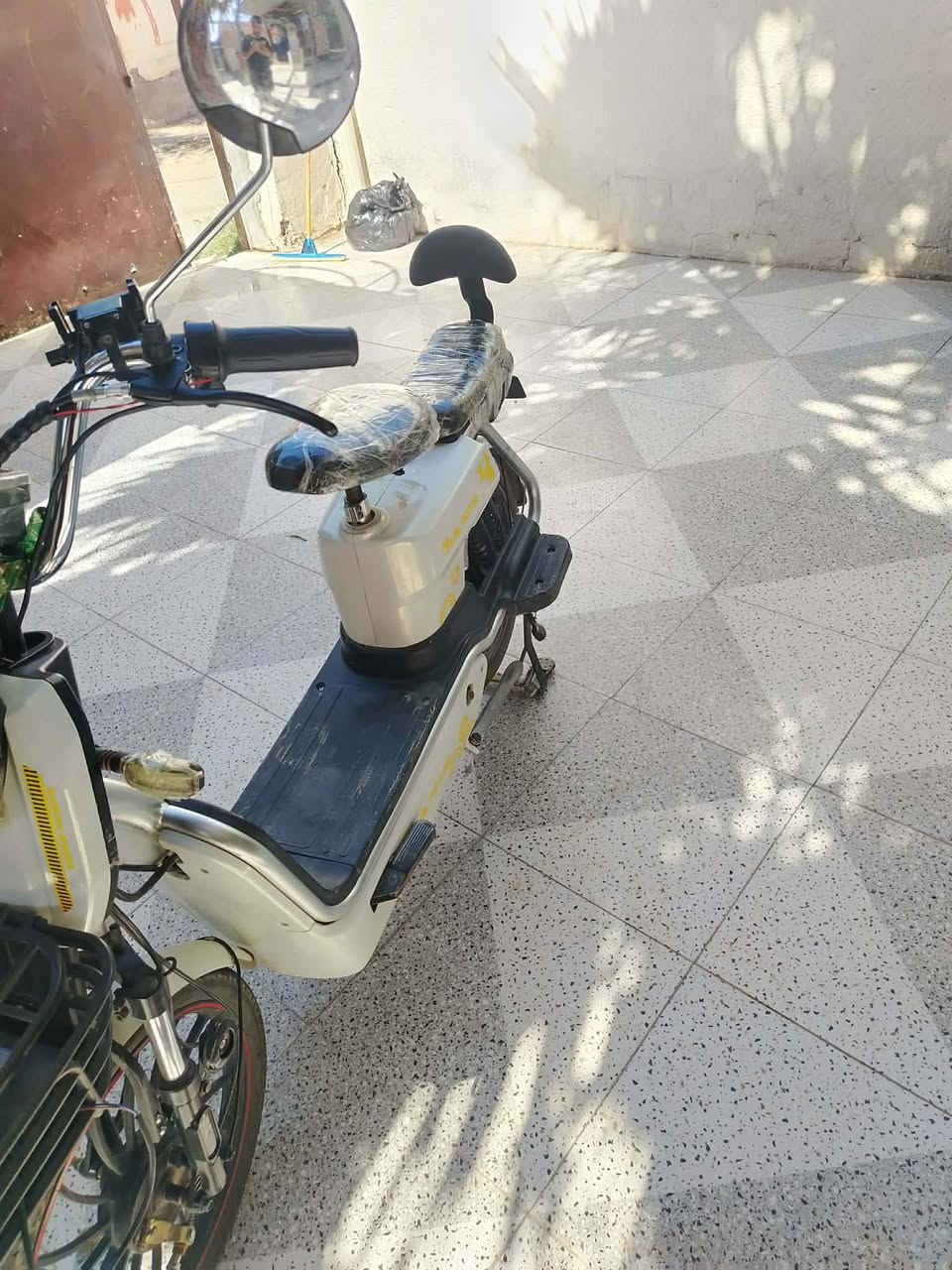 بايسكل شحن اخو جديد بطاريات جديده بايسكل جاهز السعر 400 وبي مجال عنوان بابل الحصوه رقمي ***********
