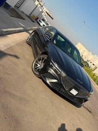 جينسيز G70 موديل 2023  محرك اربع سلندر. 2000 تيربو ماشية41 الف  حادثها...