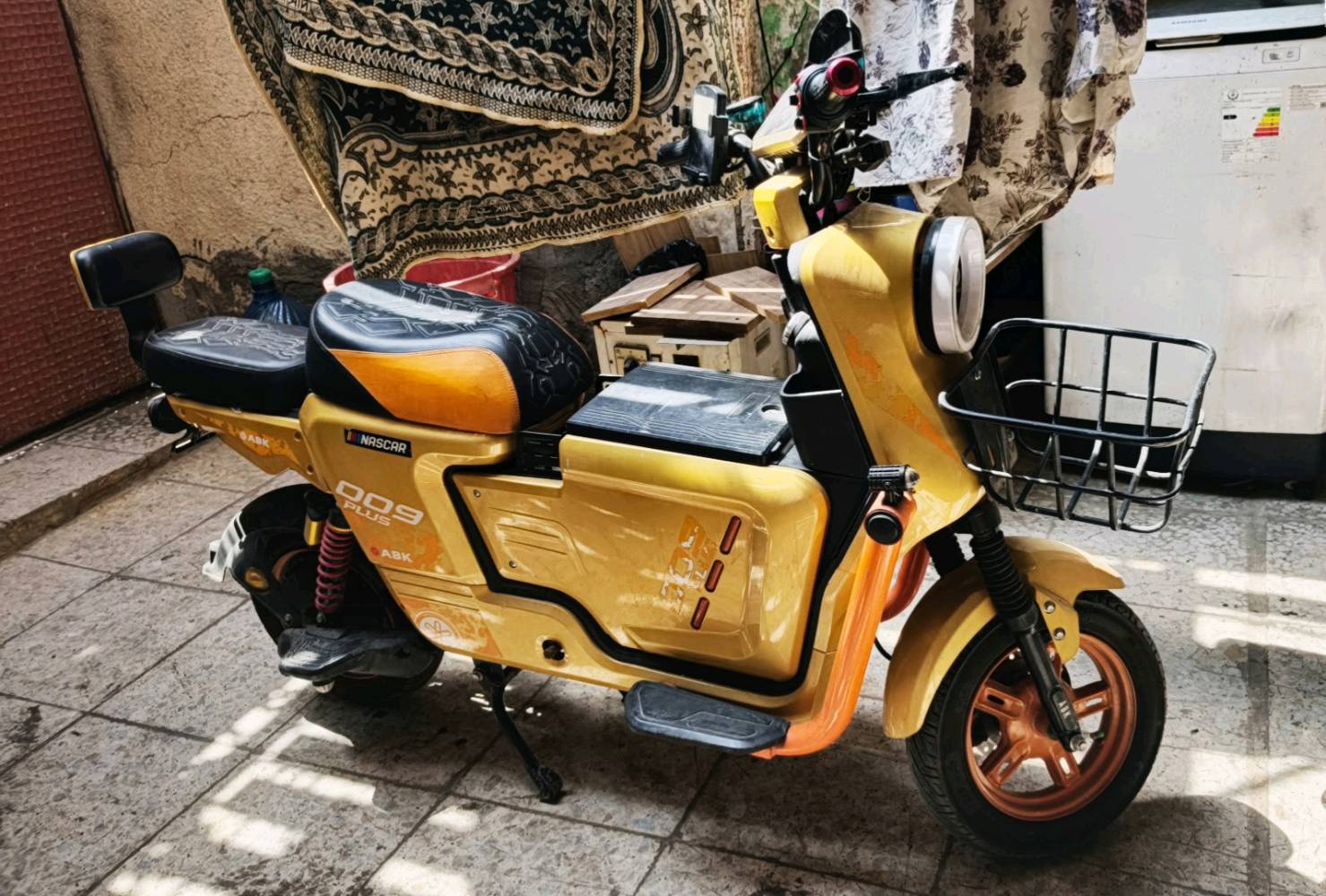 دراجة شحن x900 نضيفة جدن