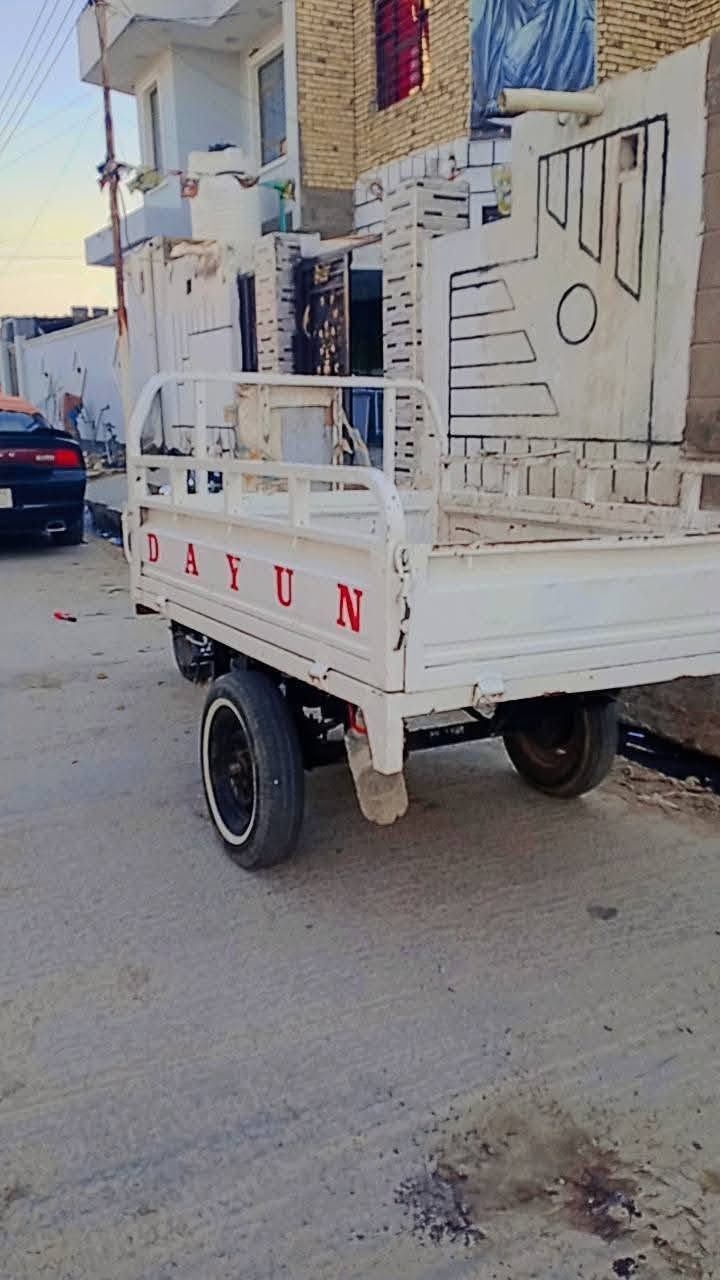 سلام عليكم ستوته للبيع مديل 15 ستوته هسه توني معمره شاصي مكفول محرك نضيف تواير ابو الخطه اكسن جديد شاده شاير لايت عدادات كلشي بيه جديد نكره سلف مكاني قلعه سكر السعر 1300 وبيه مجال وشعندك مراوس راوس وتساب ***********
