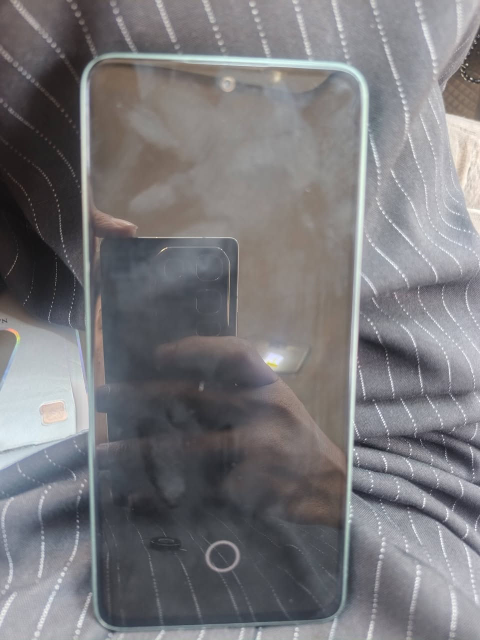 Poco M7 pro 5G /للبيع ذاكرة256 سعر 350 وبي مجال
***********
