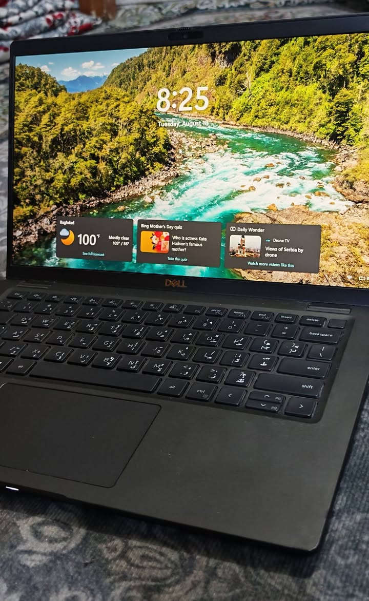 لابتوب Dell Latitude 7410 نظيف جدا
لابتوب Dell Latitude 7410 نظيف جدا ، استخدام خفيف (عداد التشغيل 500 ساعة فقط!). 
الجهاز عملاق للمبرمجين، المهندسين، والطلاب بسبب الرام الضخم والبطارية الممتازة.
-المواصفات الفنية:💻 المعالج: Intel Core i5 الجيل العاشر.
- الذاكرة (RAM): 16GB DDR4 (عملاق للتصفح والبرامج الثقيلة). 
- التخزين: 256GB SSD NVMe (صحة الهارد 99%).
-  -البطارية: بحالة ممتازة جداً.
السعر: 325 الف (وبيه مجال)
 المكان: [بغداد حي العامل]
 للتواصل: [***********]

يشغل العاب مثل ماينكرافت روكيت ليغ و ماي هيرو اكادمية و حتى GTAV.
