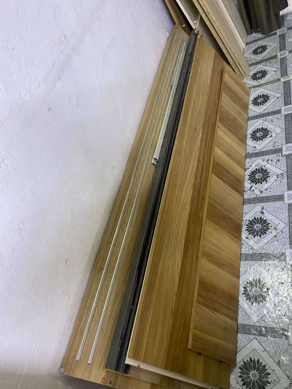 غرفه نوم جديده بلجيس مستخدمه اقل الشهر 8قطع ويا دوشك جديد سعرها 350وبيهه مجال رقم ***********واتساب بغداد
