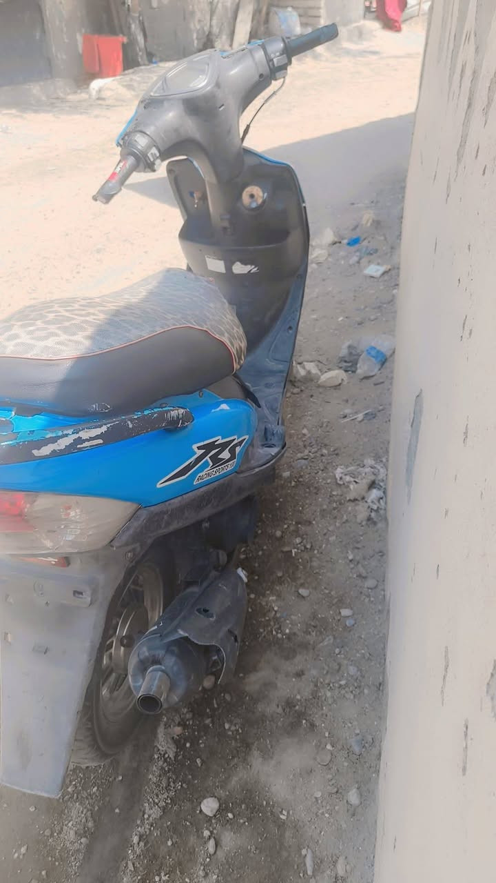 السلام عليكم دراجه ماكس عدله للبيع دراجه كل شيء شغال شاير سيلف لايتات دراجه رايده 450 وبيها مجال مكان شارع البياع
الاستفسار راسلني على الواتساب ***********
السلام عليكم دراجه ماكس عدله للبيع دراجه كل شيء شغال شاير سيلف لايتات دراجه رايده 450 وبيها مجال مكان شارع البياع
