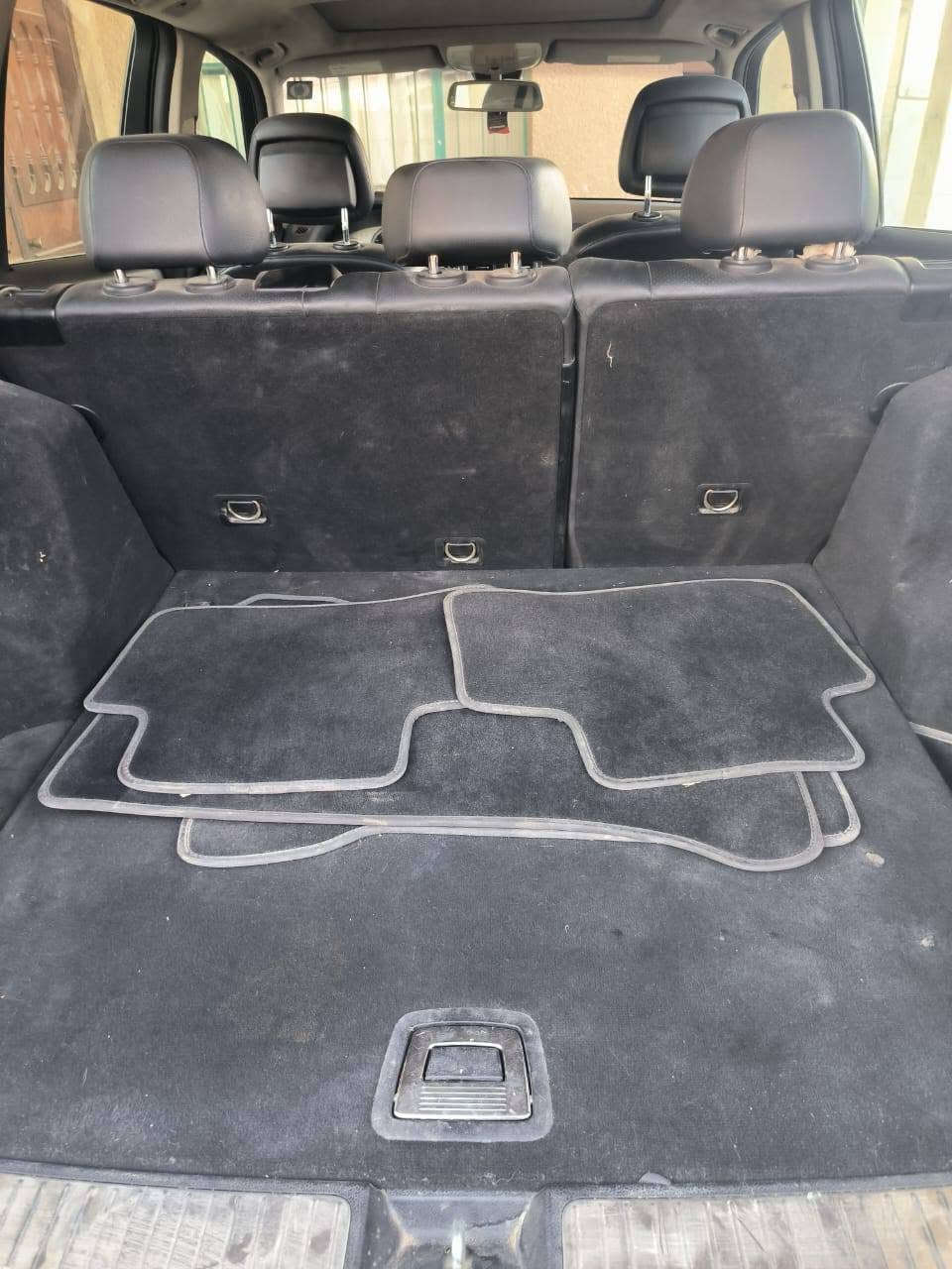 GLK 350 • ٢٠١٠ • رقم بغداد