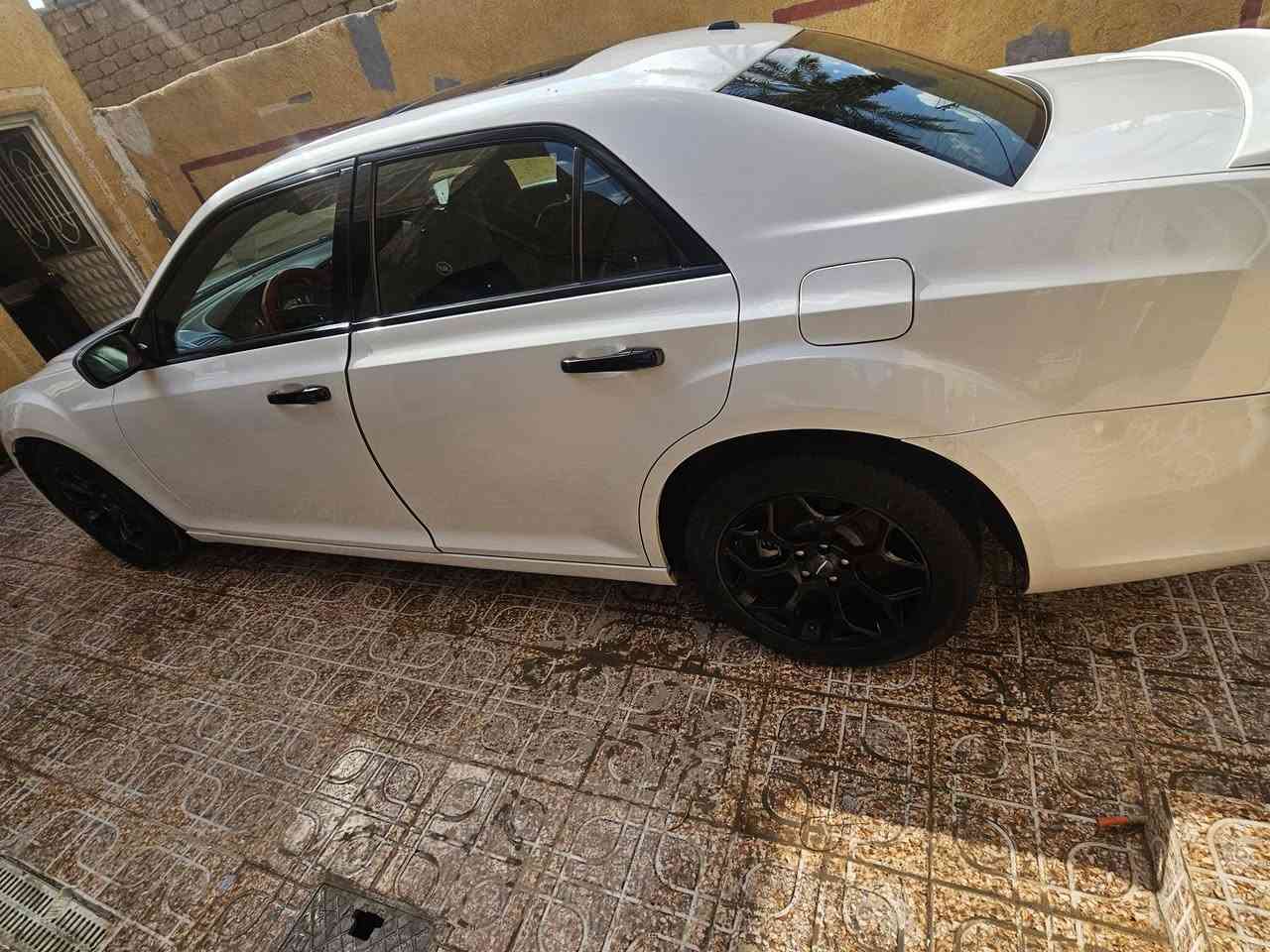 اوباما 2014s كندي داخلة كلين فول مواصفات 
بلعراق صار بيها جاملغ امامي صبغ
مكانين بارد
القمارة گد شبر أثر تكشير موجودة صورتها وشغل درجة اولى
رقم أربيل بأسمي 
منظومة تبريد كاملة مبدلة كلة جديد
حدادية قبل شهر مشتغلها 100%
مكينة وكير كفالة 
تخم تاير جديد 100%
منظومة بانزين ادامة كاملة
السعر 180
مكاني بابل قضاء القاسم 
***********
