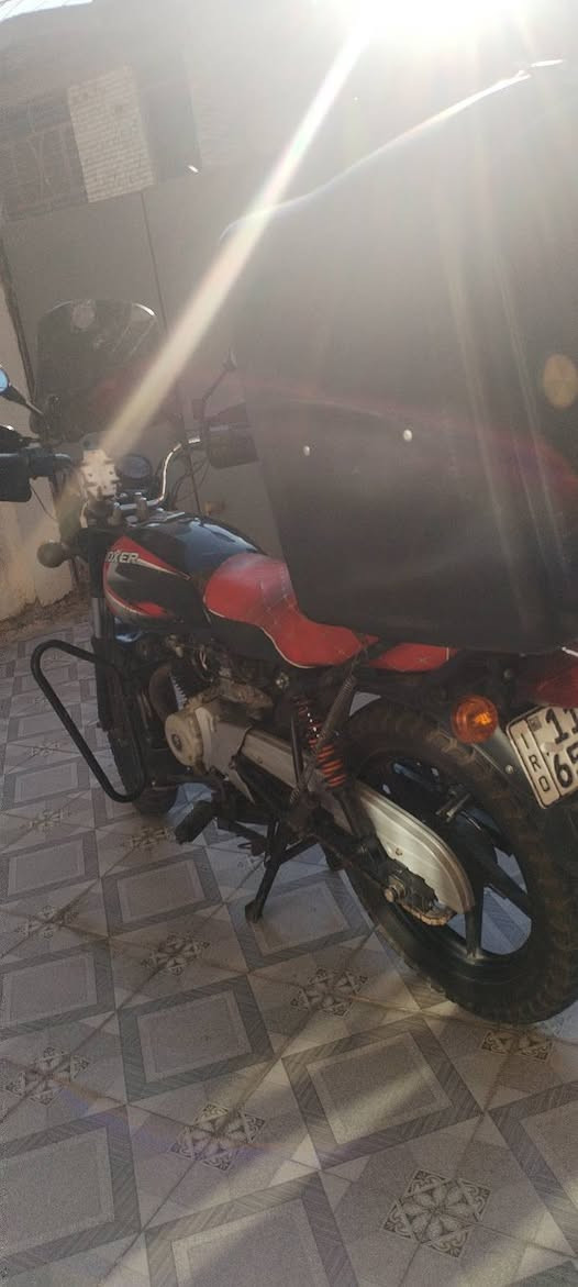 السلام عليكم
بوكسر كلاسك موديل 23 رقم بغداد وسنويه وهزه جديده دراجة حلوه ونضيفه رايدها مليونين وبيها مجال بسيط لشراي
*********** واتساب
