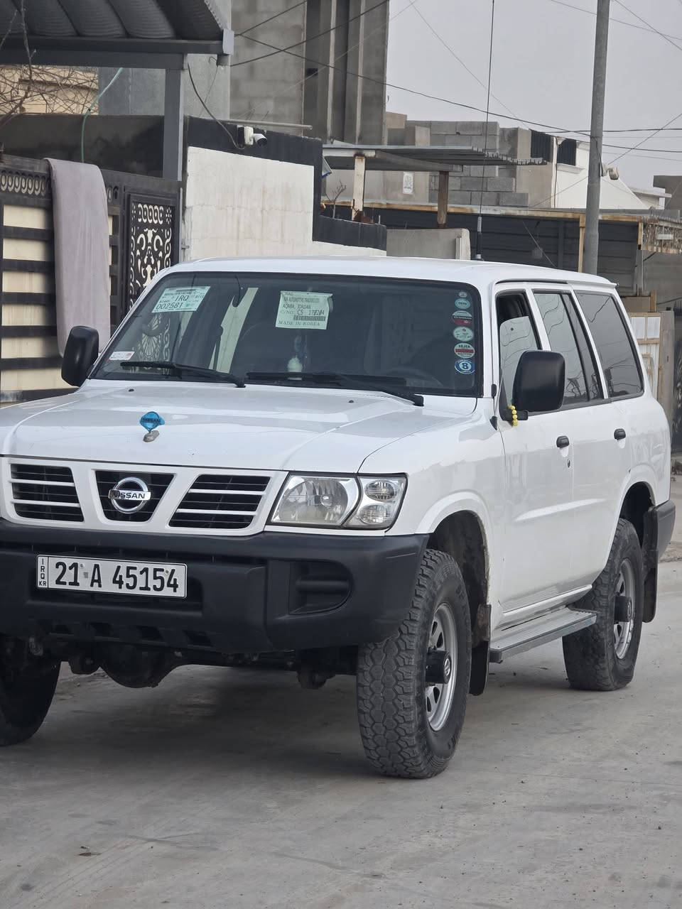 نیسان پەتڕۆڵ مـۆدیل2003 ناو سـپـی بـێ بـۆیاغ بـێ سـارد سەنەوی نـوێ کۆبۆنی بـەنزینی هەیە گێرو مەکینە بەشەرت نەکراوەتـەوە (280)هەزار ڕۆشـتوە لـۆک لـۆکە هەمـوشتی بەشەرتە گێرو مـەکینەو ئـەکسل نـمونە لەجوانی سعر‌‌[132$]ومەجال ژم‌‌[***********] شوێن کەرکوک
