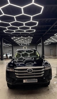 لاندكروز GXR • ٢٠٢٤ • ٩٠٠٠٠ كم