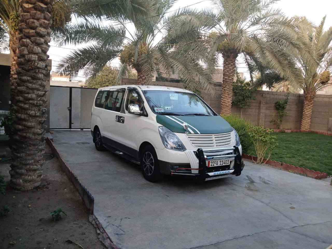 للبيع فقط ستاركس رقم شمالي سنوية بسمي هزة وبراد وسنوية لغاية ٢٠٣١ موديل ٢٠١١ مكفولة كفالة عامة من الصبغ والضربة والتبديل والبارد والشخوط سيارة جديدة بمعنى الكلمة كير محرك حاوية جدد تبريد ثلج فإن فول حدادية أمامي خلفي جديدة تخم تاير جديد سيارة مامشتغلة خطوط خلاص مال جناي وجديدة تاب كامرة خلفية سفريات سيارة جاهزة مابهة نقص برغي للإستفسار اتصل ***********السعر ١٧٣ وبيهة مجال بسيط حك الجية فقط
