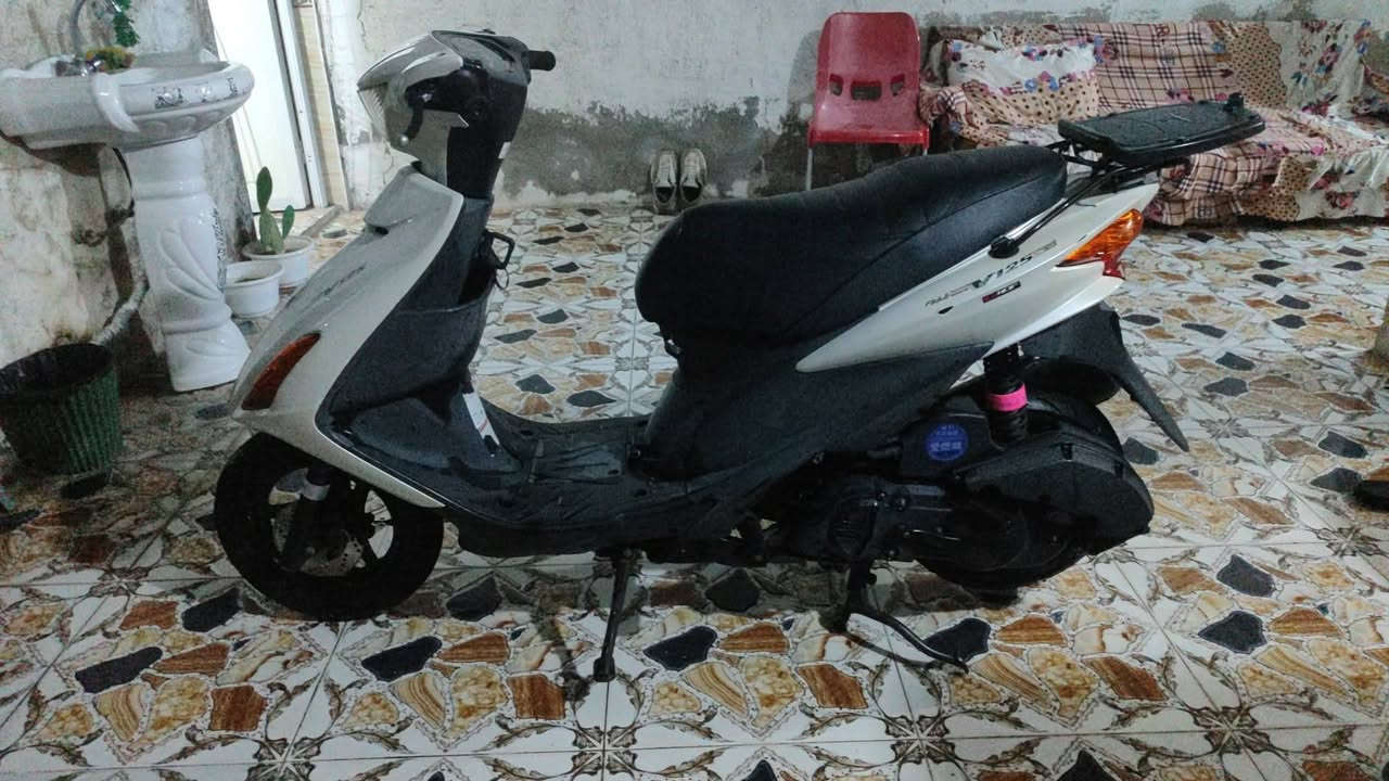 السلام عليكم ادرس حديث كفاله عامه لاتعبك ولا تعبني سعرها واحد وبيها مجال قليل الموشراي لايضل يكسر بحلال ناس الخاص مفتوح وهاذا رقمي ***********
