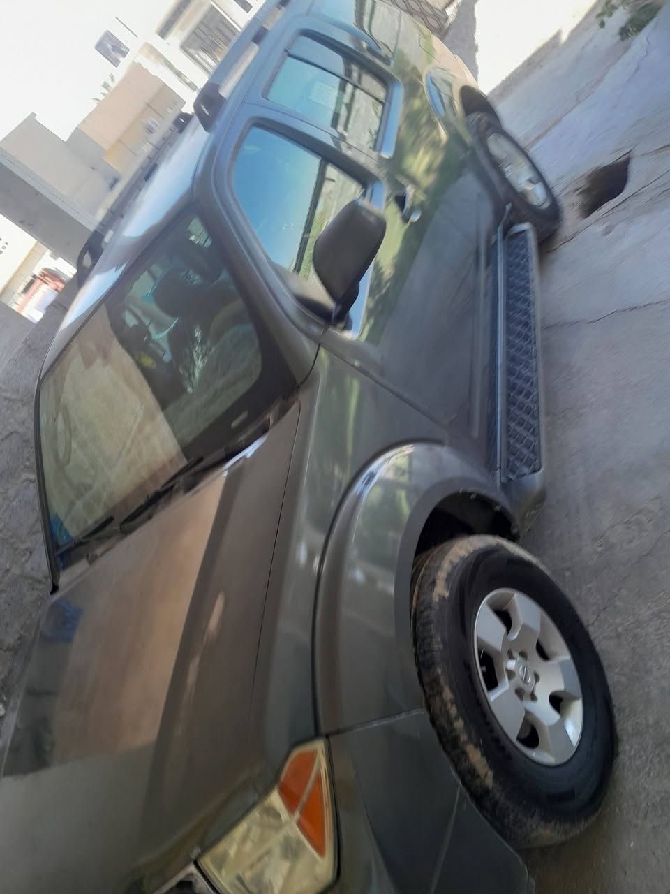 السلام عليكم بابندر اللبيع سياره 2007سياره حداديه حلوه تبريد ثلج بيها صبغ حزام بدون ضربه تخم تاير سياره صدر خلفي امام حلو مكان فلوجه صقلاويه سعر 75بيها مجال بيع مراوس يرهم رقم الهاتف ***********بي وات ساب
