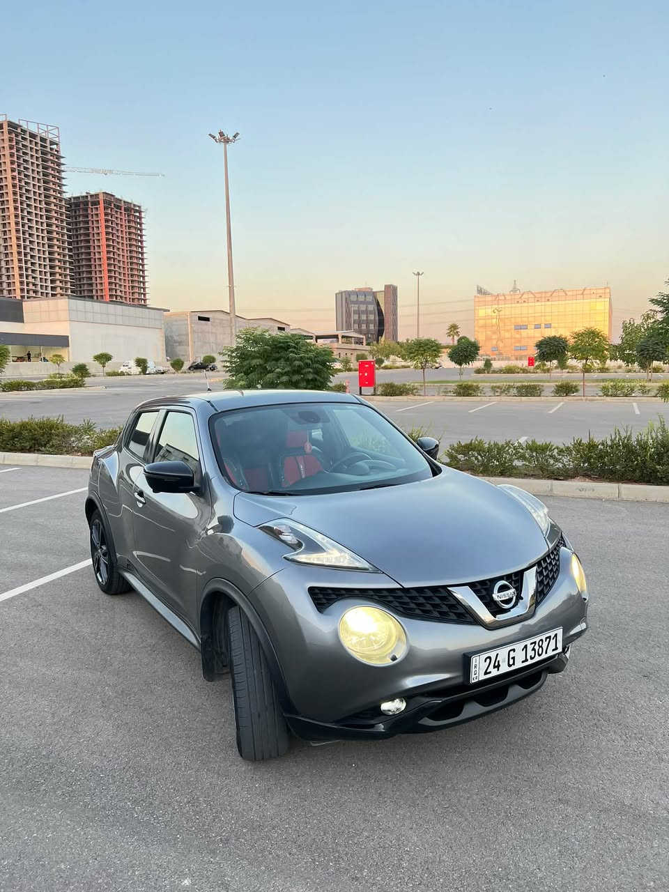 نيسان JUKE
صفر شركة مهند 
سياره بدون صبغ بدون تعديل✅
ماشي 83 كيلو جديد📦
فول موصفات 
بانوراما
خمس كامرات 
رقم سنويه جديد
سعر : 129 بيه مجال
***********☎️
