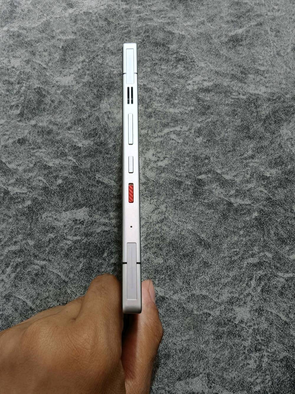 red magic 11 pro 512gb 
مستعمل للبيع 1,225