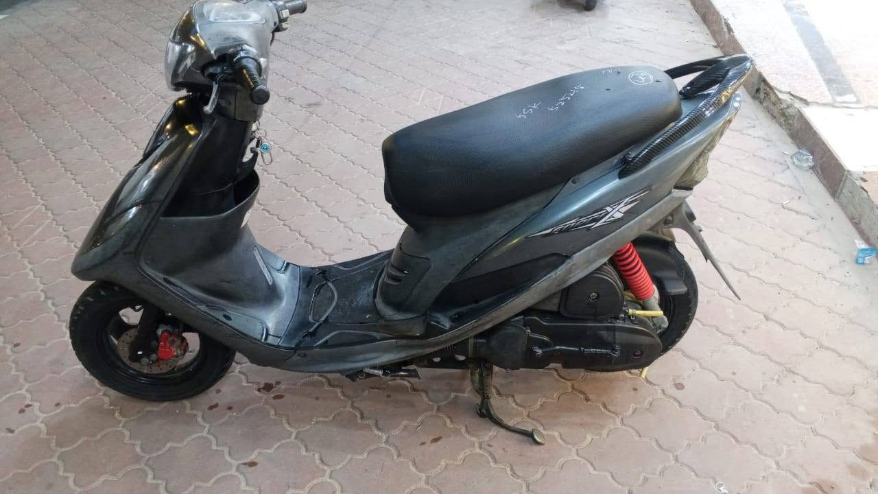 ماكس عدله صارله سبوعين طالعه من رمبه كفاله عامه كل نقص ما بيه السعر مليون متواجد بس واتساب ***********
