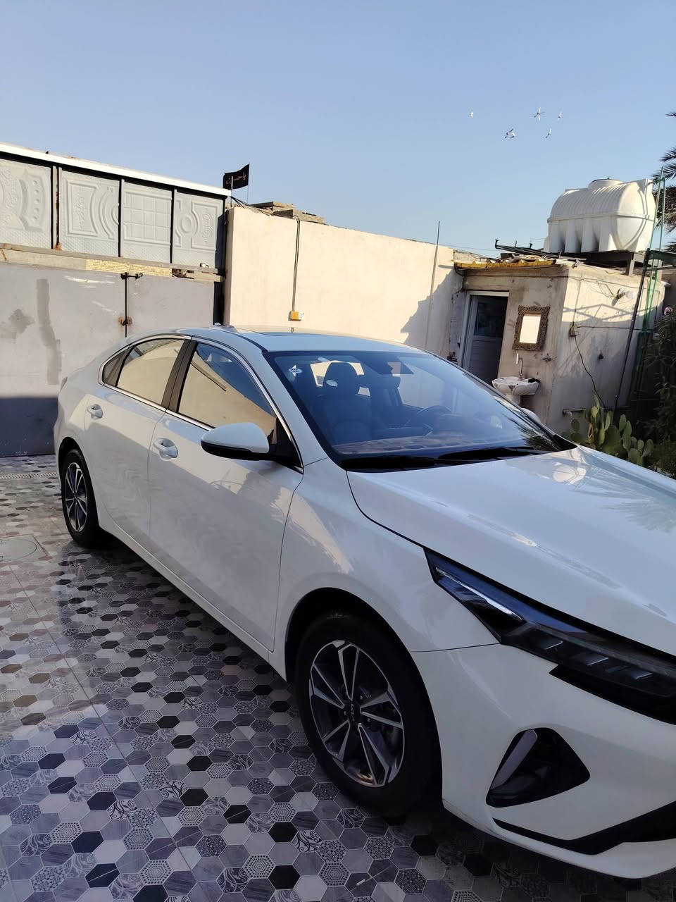 🔥 للبيع سيارة 3K موديل 2024 — نظيفة ومواصفات كاملة 🔥
🚘 الموديل: 2024
📍 الممشى: 17 ألف كم فقط
📍 رقم بغداد
📄 باسمي — تحويل ثاني يوم
🛡️ كفالة عامة من كل شيء

✨ المواصفات: ✅ فتحة سقف
✅ بصمة
✅ داخلية جلد
✅ ثلاثة أنظمة للقيادة
✅ السيارة نظيفة وجاهزة للاستخدام

📍 الموقع: بغداد
📞 للاستفسار والاتصال: ***********
