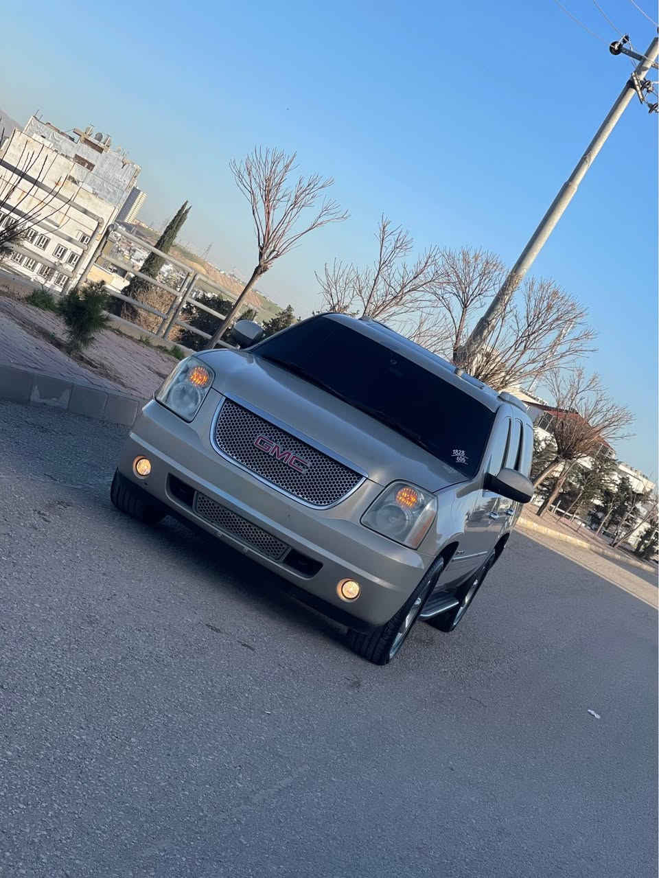 سەرەتا بە ناوی خوا 
جیمسی 2009 دینەڵی دەبڵ ئەکسل  فول فول مواسەفات سڵاید ، شەغال ، سنوق شەفت ، مەرکەزی ، کوشن سارد و گەرم، کوشن شەفت ، ٣ پارچە بۆیاخی هەیە بە بێ ناو گرتن گێڕ و مەکینە و کارەبای تەبرید و تەقە و ڕەقە بە شەرت 

شوێن سلێمانی 
*********** السليمانية, العراق
