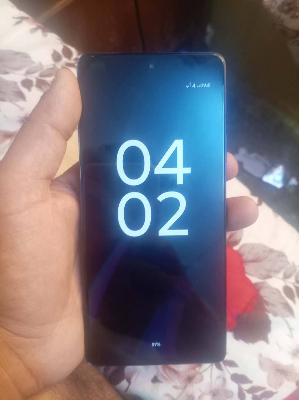 Motorola Edge Plus 2022
شاشة 6.7 إنچ pOLED بدقة +FHD وتردد 144Hz
معالج قوي Snapdragon 8 Gen 1
كاميرا خلفية رئيسية 50MP مع مثبت بصري OIS
كاميرا واسعة جدًا 50MP
كاميرا أمامية 60MP
بطارية بسعة 4800mAh
يدعم الشحن السريع والشحن اللاسلكي
سعر 300وبي مجال 
يرهم مراوس ***********
