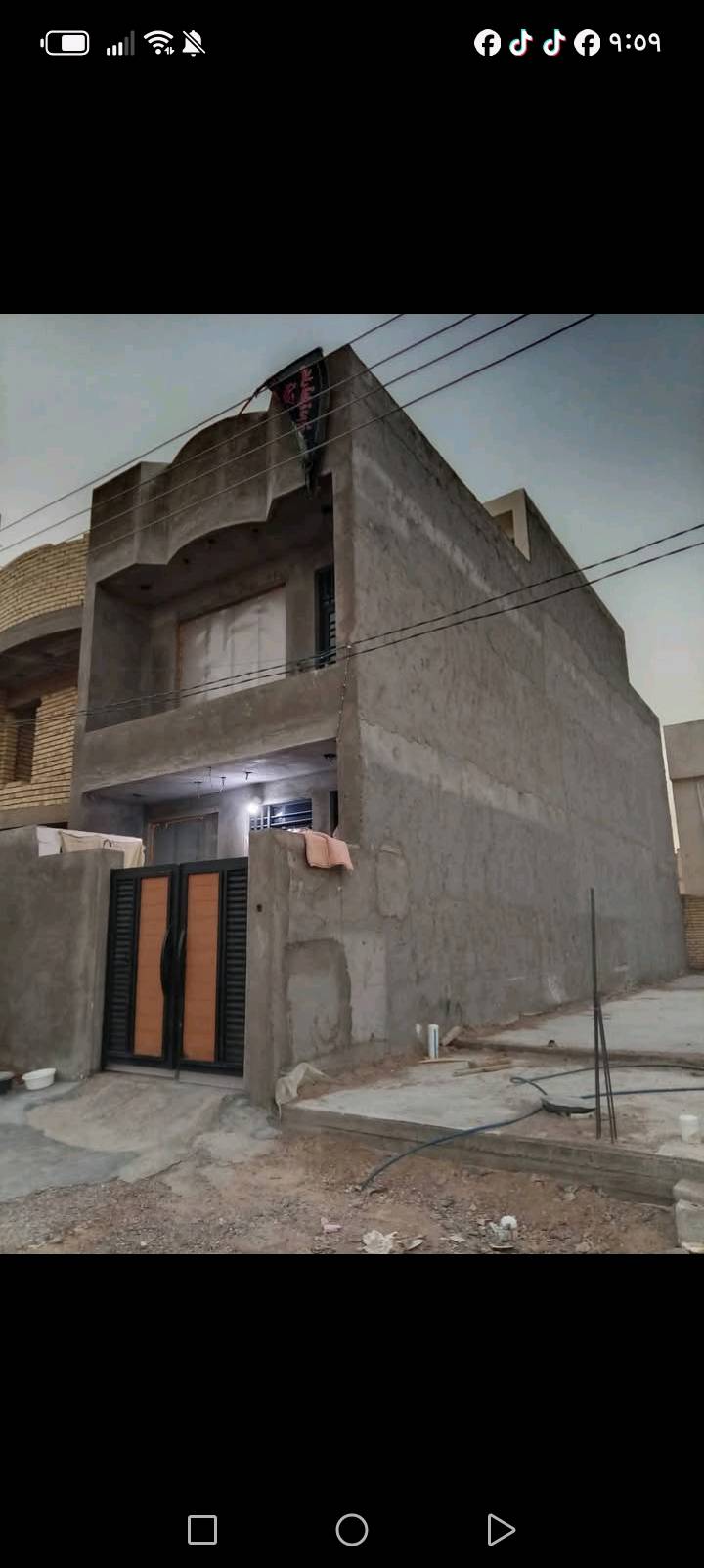 للبيع منطقه ال 7000  الثعالبه قرب روضه الأزل طابقين
بناء 2026 نقص بياض وارضيه سيراميك صحيات كامل منور سيراميك ولبخ ونثر وشتايكر ولبخ ونثر السطح كامل نظام دكت تبريد مركزي نضام كامرات نظام دفن بواري سبالت درج مكسر الحديث داخل البيت ملبوخ سمنت كامل باقي بياض وارضيه خدمات ماء كهرباء مجاري انترنت ظوئي علق تم يوصلك السعر خاص