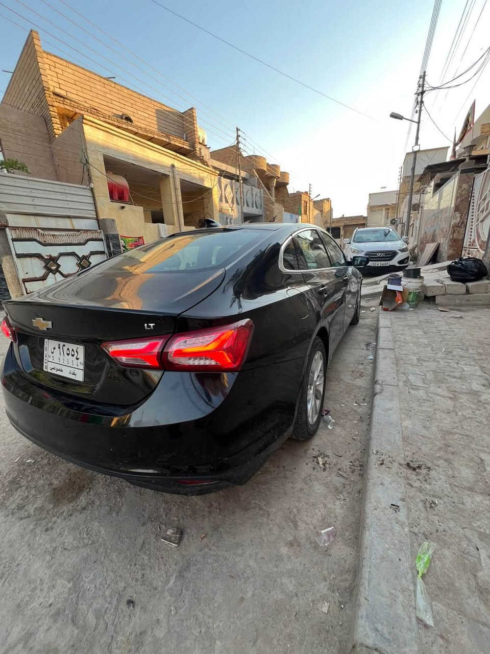 ‏السلام عليكم 

للبيع ‏شوفرليت ماليبو 2020  المواصفات المرغوبه رقم بغداد   تريد وكاله تريد تحويل
لون اسود  الحادثة بنيد  مبدل اصلي بدون دواخل وبدون ايرباك شرط السونار بيه قطعة وحده  فقط 
 مكينة 1.5تيربو 
 گير  AT المرغوب
 تبريد صدر تخم تاير جديد السيارة جاهزة من كافة النواحي  دخول ذكي 5بصمات شاشه لمس دواخله لك
‏سيارة جدا حلوة ونظيفة  مال جناي وين ماتحب افحص وتدلل
‏السعر 94 وبيها مجال بسيط  
‏للاستفسار ***********

