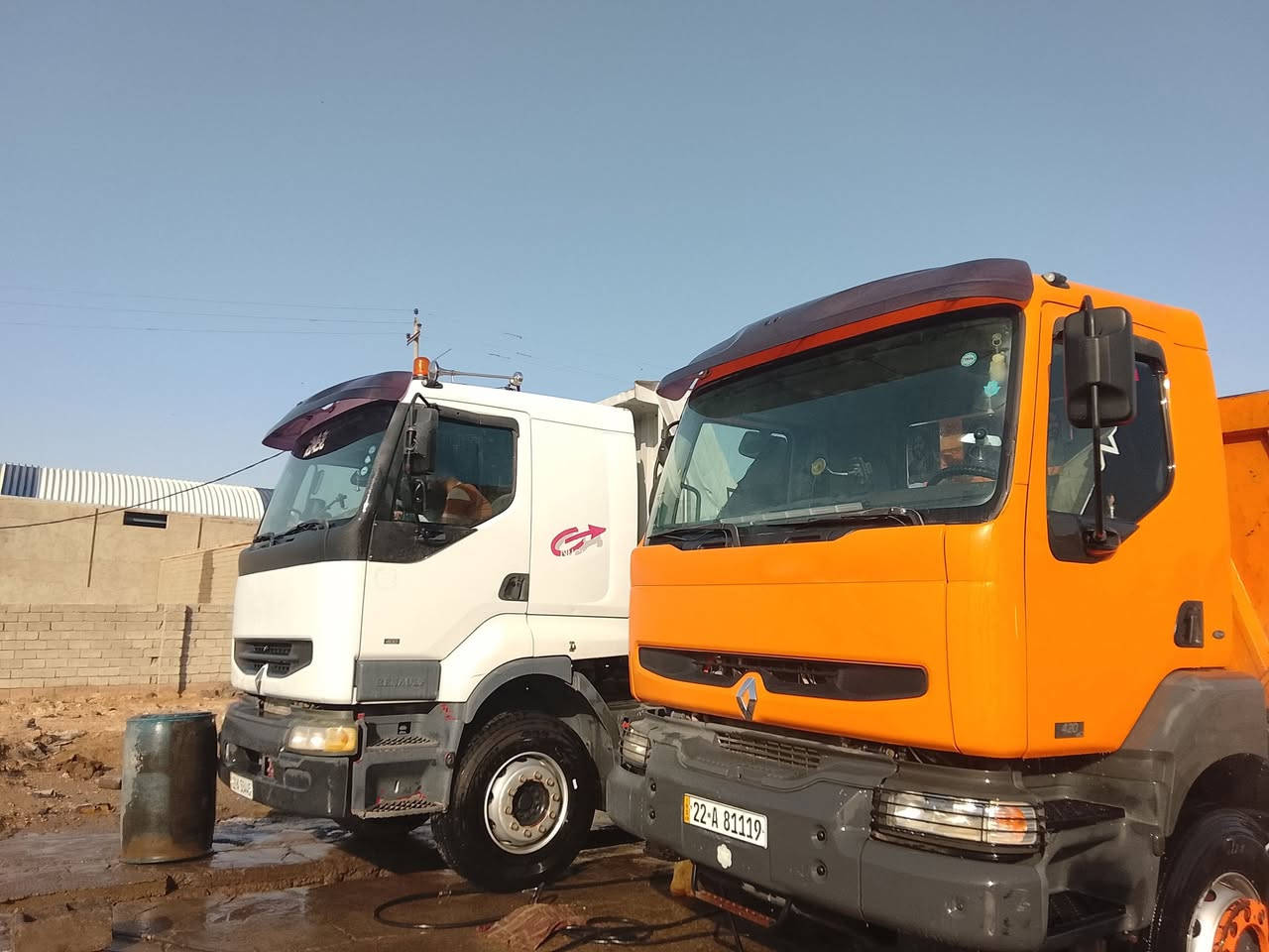 كادر حسين المياحي لتفليش البيتو
القديمه ورفع الرض صالحه للبناء 
الحديث وبسعار تنافسيه للتواصل على 
هاذ الرقم  ***********
