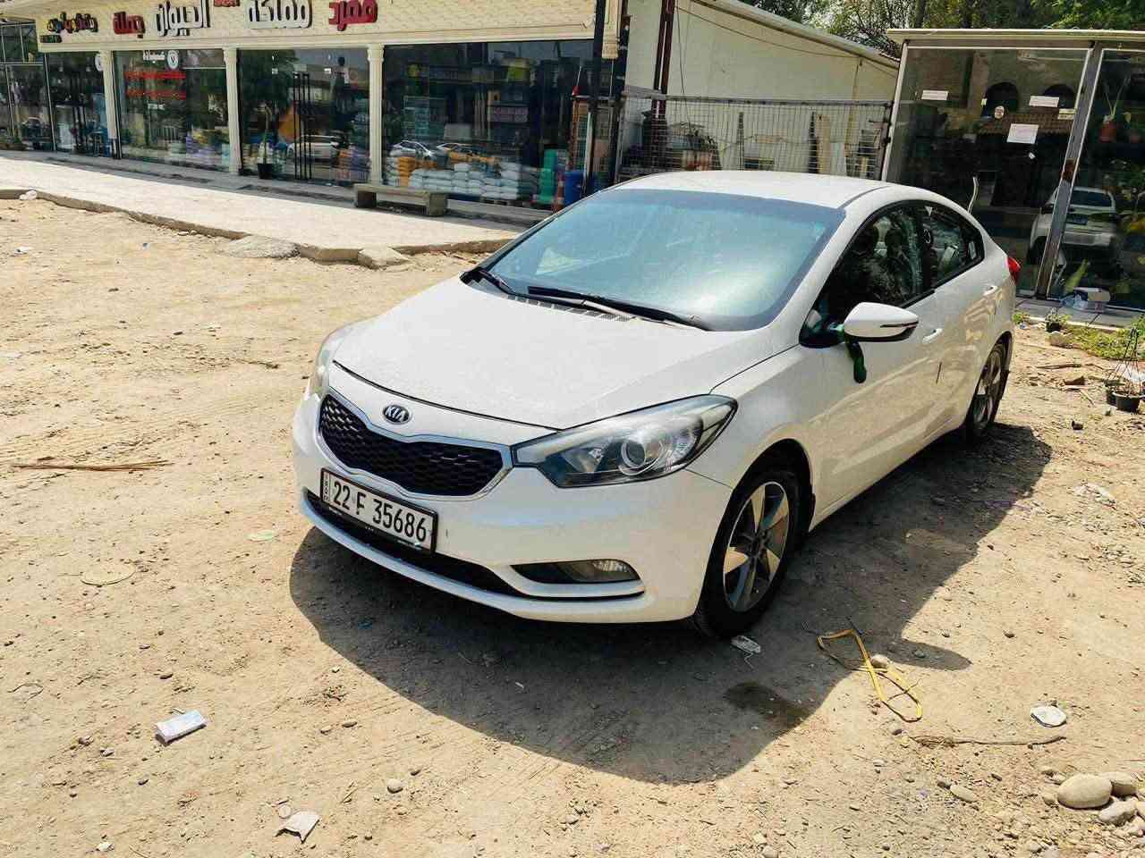 سيراتو موديل 2014  خليجي للبيع
مكينه 1600 تبريد شغال

 وقطعتين ومنظومة جديدة صار شهر 
حساس خلفي 
رقم أربيل سنويه 27 
فقط البنيد بيه طخه الباقي كله مكفول 

رقم هاتف صاحبها 
***********
