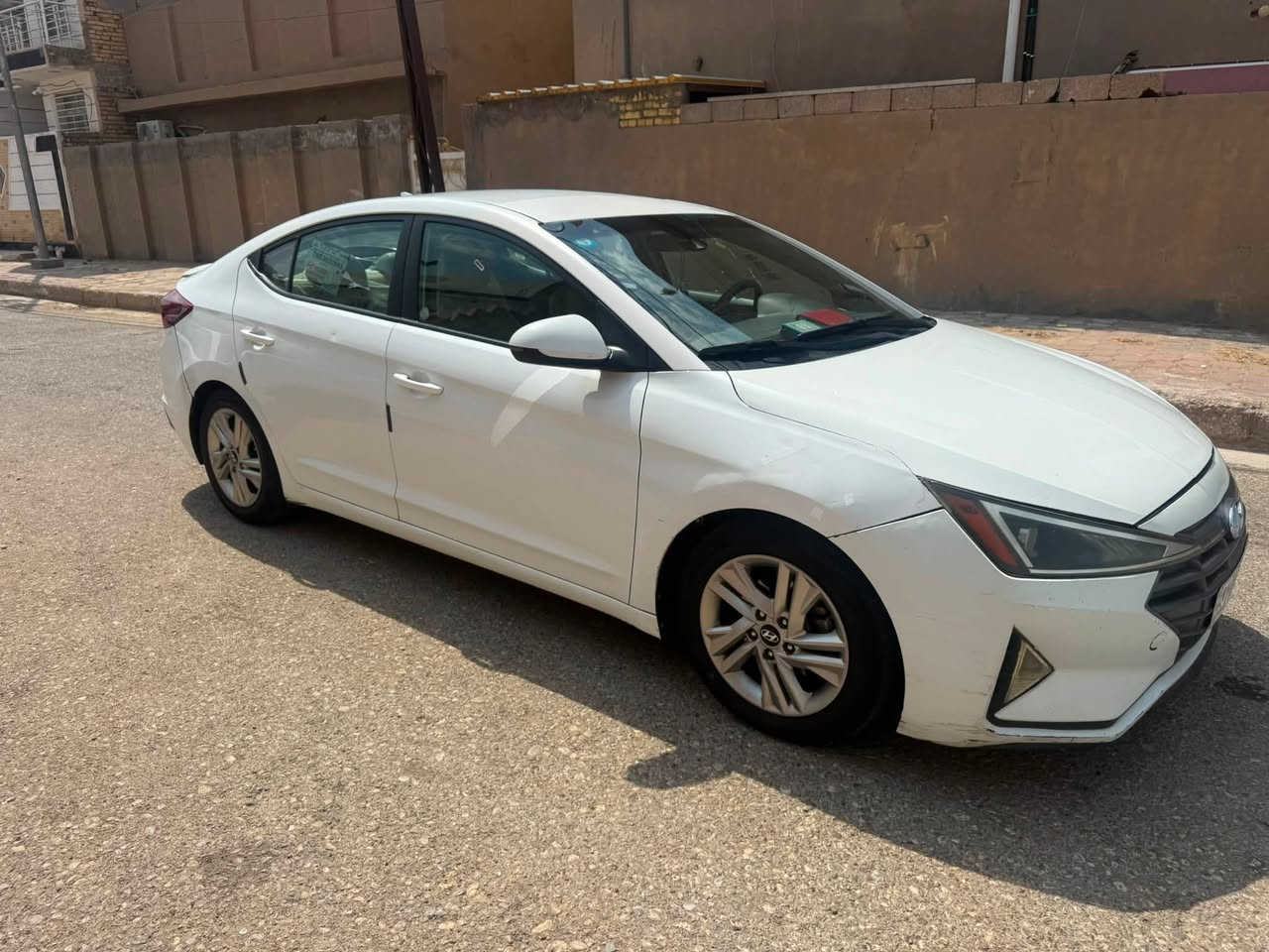 النترا 2019 رقم بغداد بأسمي
لون ابيض صدفي
مكينه 2000 دوش
گير AT
مواصفات فول عده الفتحه والبصمه
كشنات جلد
رادار جانبي 
رادار امامي
تحديد مسار
دواخل صاج
مزوده بمنظومة غاز LPG
السعر 115
الحادث بنيد و بيها كم ملاحظه
رقم الهاتف ***********
عنوان كوت الكفاءات
