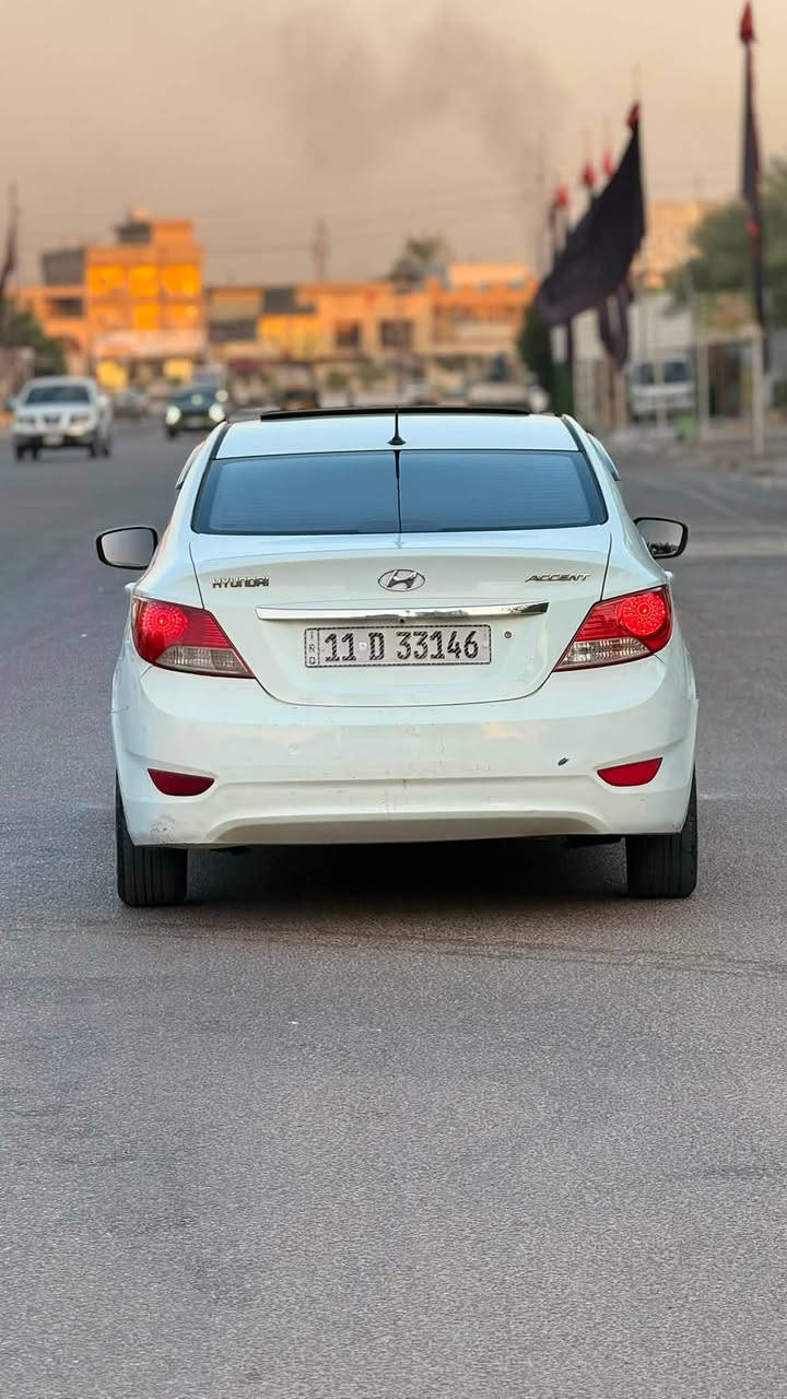 السلام عليكم
اكسنت خليجي 2011 فول بلو رقم بغداد الدولي باسمي هزه جديده سنويه لل31 كير مكينه تبريد كله تمام سياره جاهزه محرك 1600 دوش بيها صبغ قطعتين جاملغ امامي وجاملغ خلفي بدون ضربه بدون دواخل  وين مايعجبك افحص ..
السعر/83$ ومجال بسيط بيع او مراوس
العنوان/بغداد -الاعلام قرب تقاطع درويش
*********** واتساب
