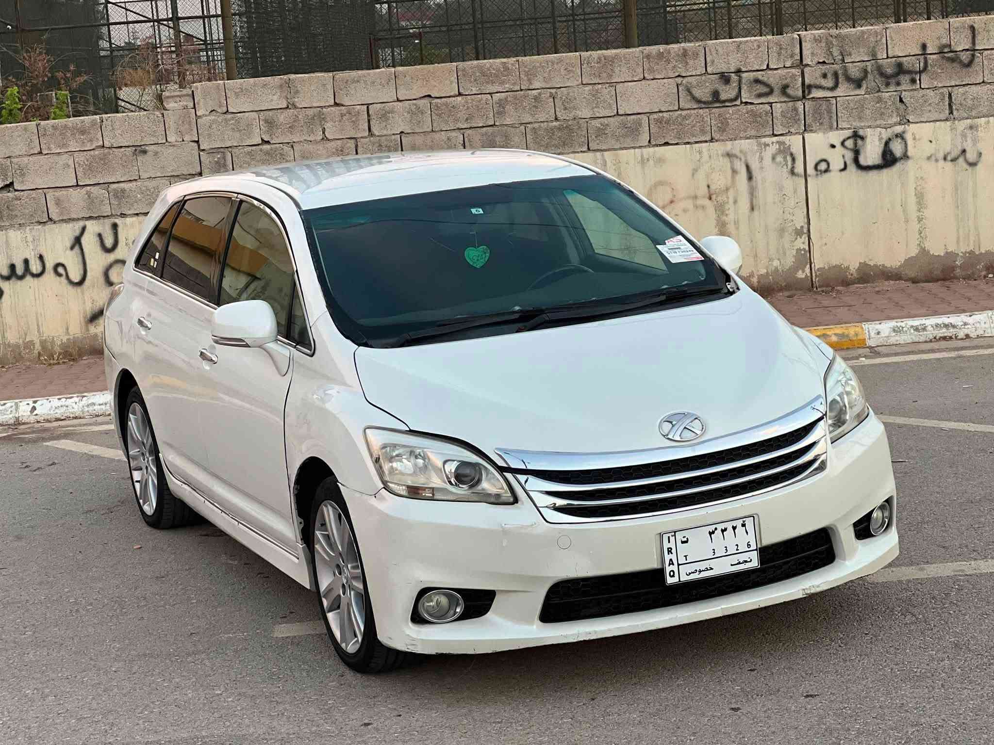 زيو ٢٠١٢ • ٢.٥ بنزين • شاشة كاميرا