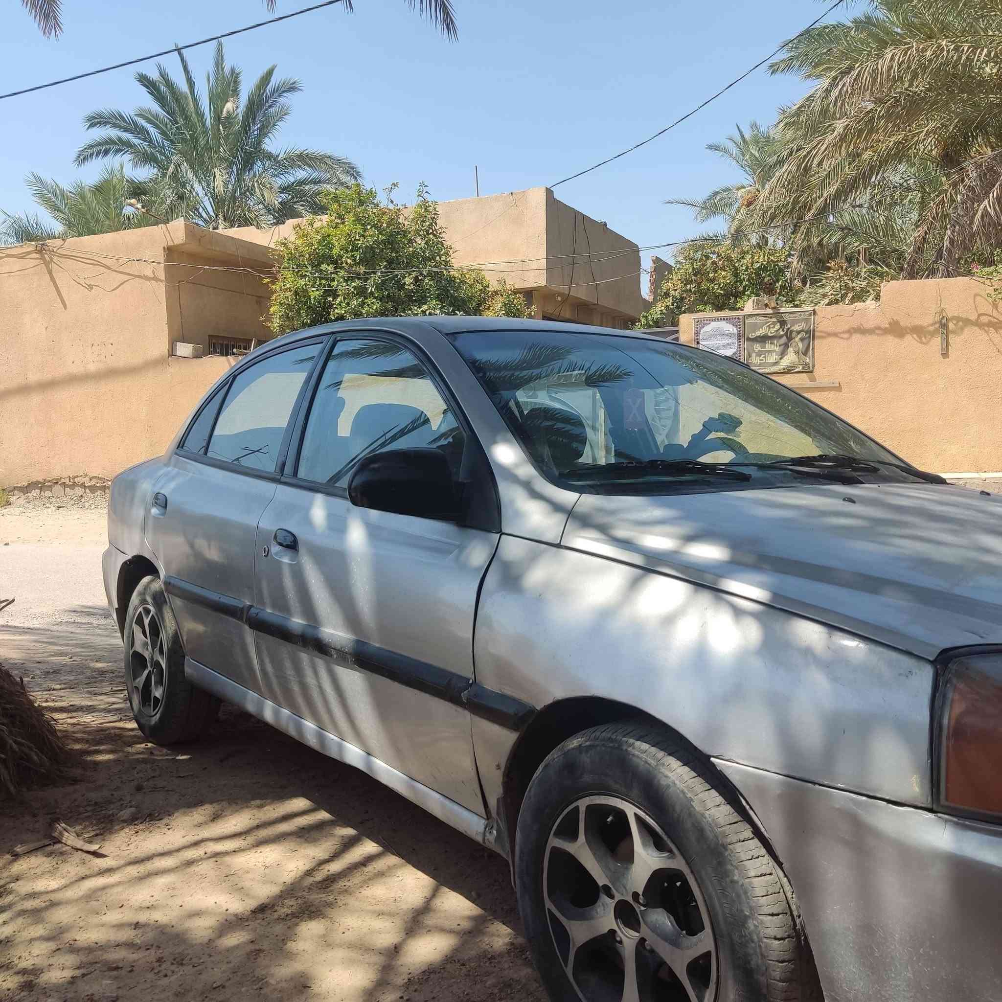 كيا ريو 2005 1600
مكينه وكير مكفولات مكينتها 1600 ناعمة تخبل 
مصبوغة حزام 
السيارة بأسمي 
السعر 43 وبي مجال بسيط 
للتواصل ***********
