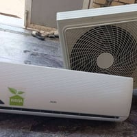 مكيف • طن ونص • نضيف كلش