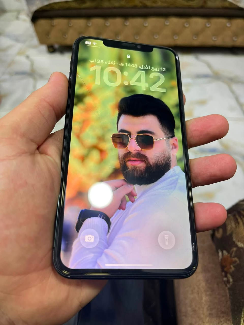 11 برو ماكس ذاكره 256 دبل سيم بطاريه 70 مبدل شاشه اصليه بصمه وجه متوقف باقي كله نورمال سعر 275 للاستفسار الاتصال على الرقم ***********
