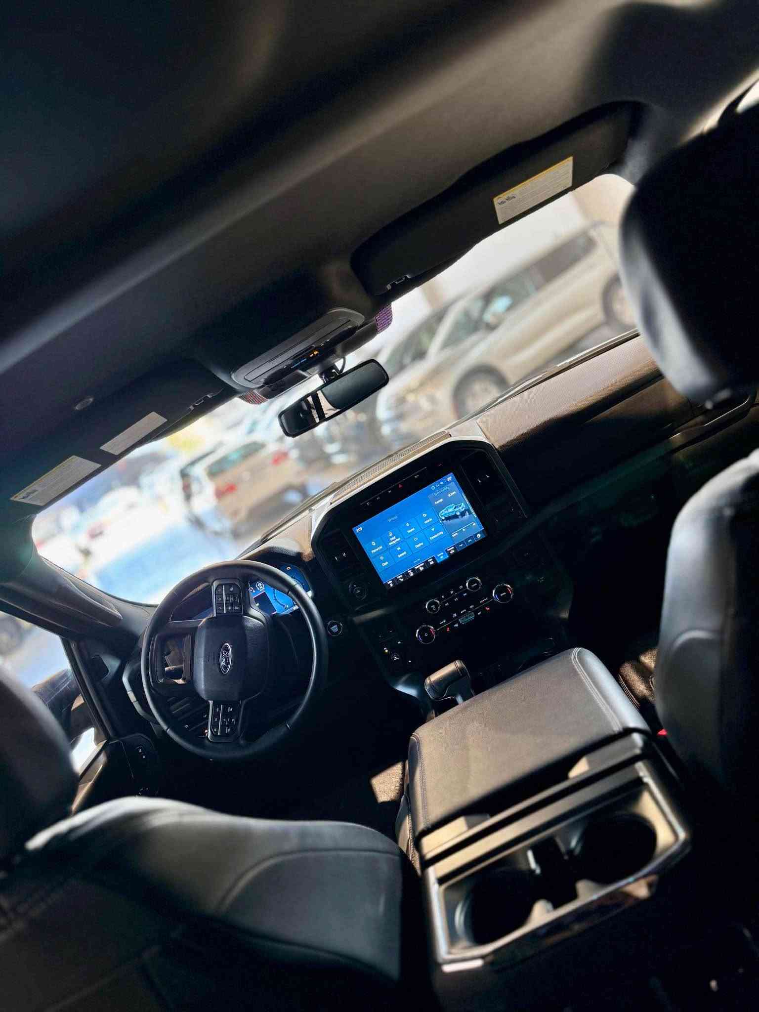 FORD F150 HYBRID XLT 2024
فۆرت F150 مۆدێل 2024 مواسەفات
Xlt 
ڕەنگی ڕەش
مەکینە 6 بستۆن تۆربۆ 3.5
مواصفات فولل بێ پانۆراما
:-گێچ ئەلیکترۆن
:-٤ کامێرە 
:-ئاوێنە فۆتۆ
:- كاميرا 360
:- شحن وايەرليس 
:- 4✖️4 ( دبل اكسل ) 
:- کۆد ده رگا
:- شاشة گەوره 
:- لايت زينون 
:- رادار پێش و دوا 
:- رادار ئاوێنه 
:- حساس پێش ودوا 
:-کوشن کارەبا 
:- کوشن گه رم  
کوشن سارد
کوشن جڵت
:-برێك كاره با 
:- بروجكتر LED 
زۆر مواسەفاتی دیکە
تەنها یەک چەمەلخ بۆیاخە بۆنیت بیلادە بێ ناو گرتن ئێرباگ سوکانو شان تەقیوە
گێر و مەکیەنەی بەشەرت 
هیچ کێشەیەکی تێدا نییە 
375$
ڕەقەم تەلەفون
*********** السليمانية, العراق
